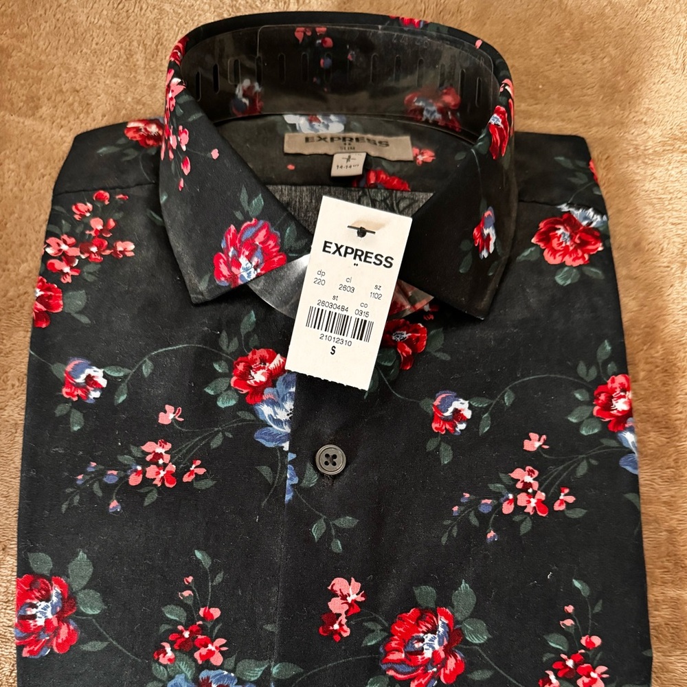 Brand new Express button down shirt SZ Small